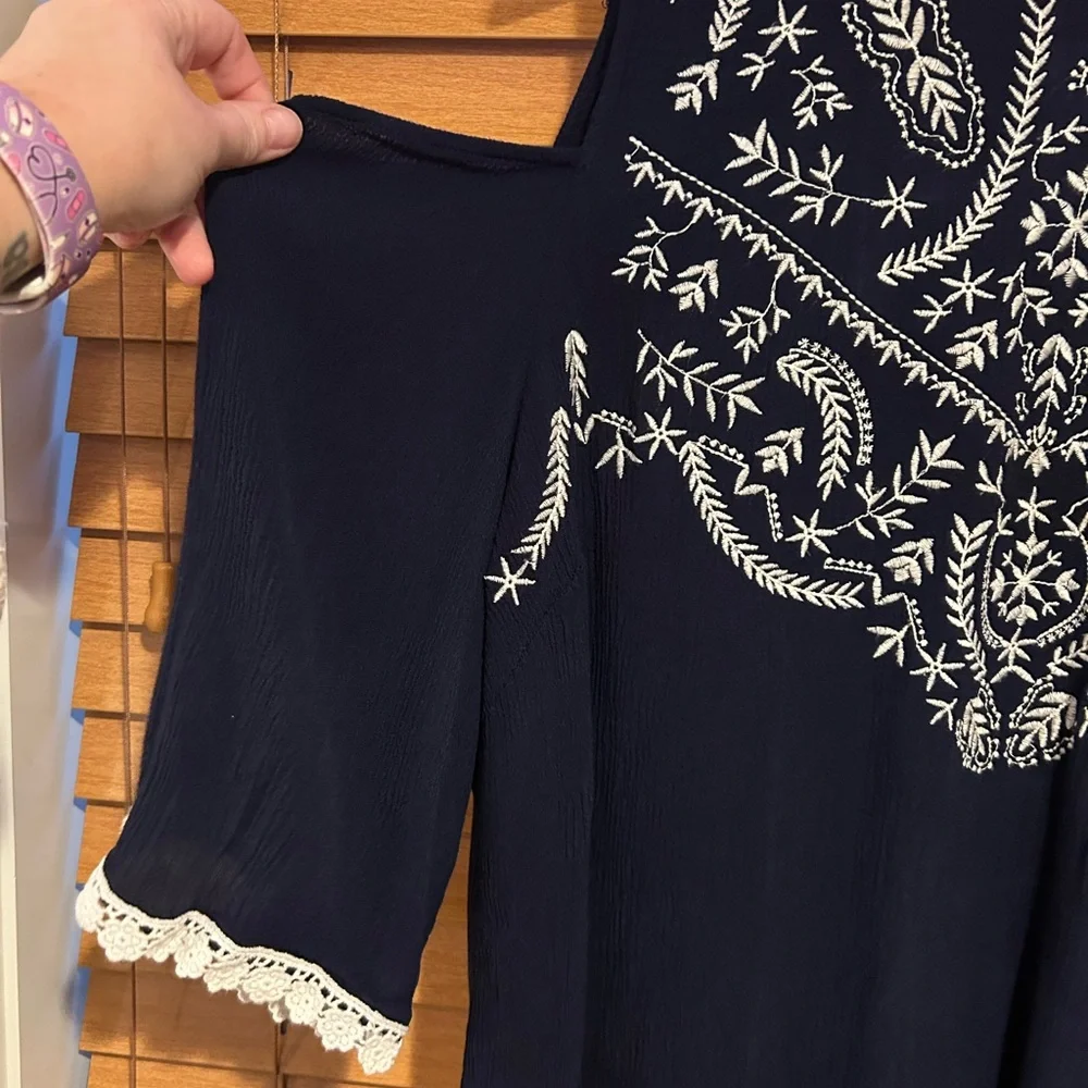 Like NEW new directions Navy Cold-Shoulder Tunic with White Embroidery - Picture 3 of 7